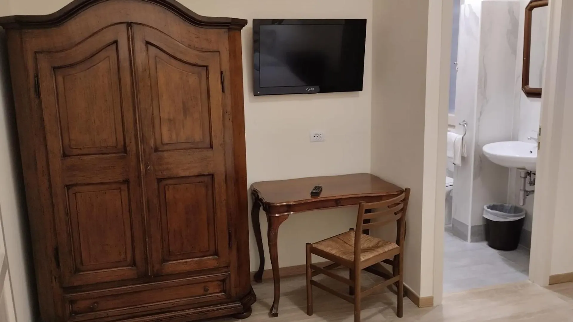 ***  Hotel Internazionale Монтекатини-Терме Италия